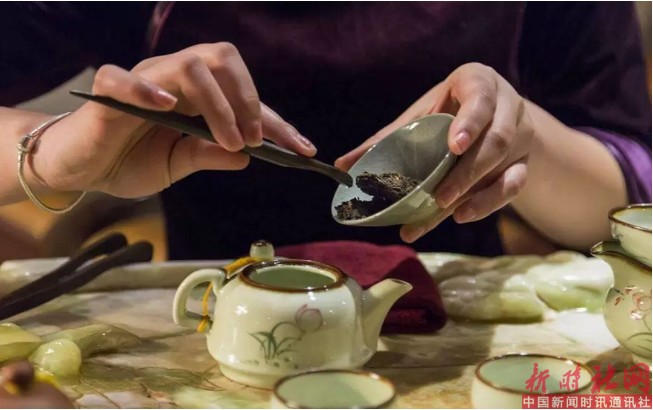 1526343051118227.png b1.png