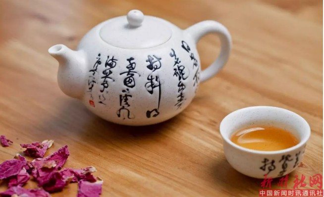 1526343132233335.png b3.png