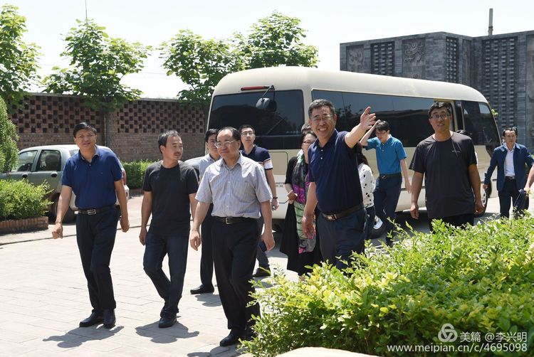 d5f28ee3f68749869978f39bf88b2984.jpg d5f28ee3f68749869978f39bf88b2984.jpg