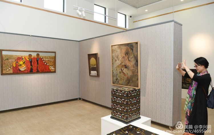 3f6e7112e87a4efc8e14feb484c7431f.jpg 3f6e7112e87a4efc8e14feb484c7431f.jpg