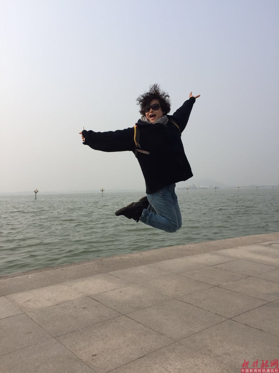 一跃而起的不是身体的高度，而是心在飞翔