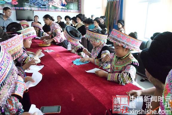 苗族刺绣教学
